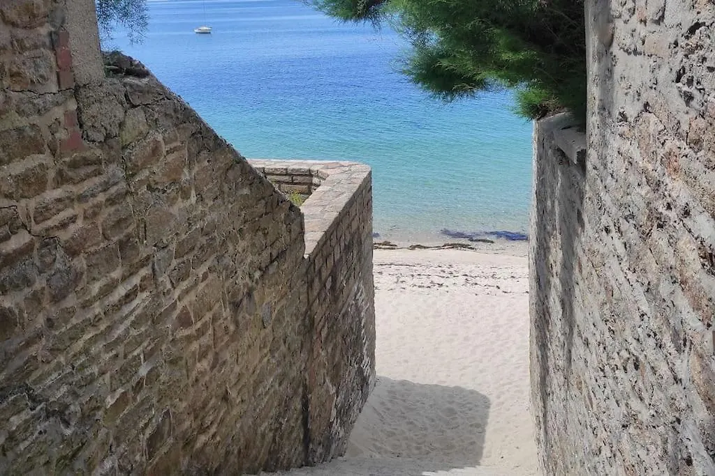 Superbe Maison Familiale A 50 M De La Plage Concarneau 0*,  Francja